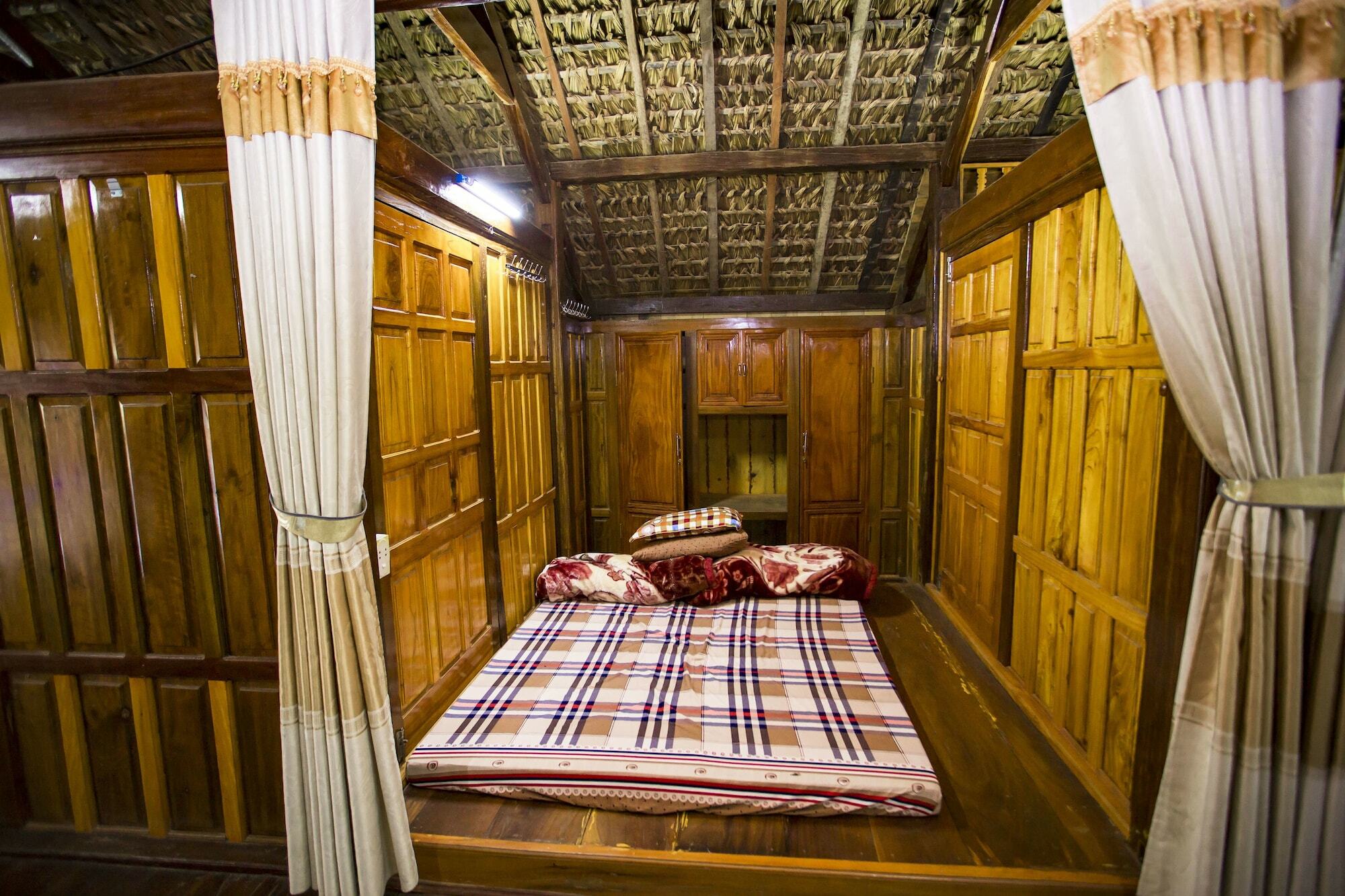Ngoc Son Home Stay Ha Giang Exteriör bild